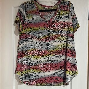 Sew In Love Vibrant Short Sleeve V-Neck Top